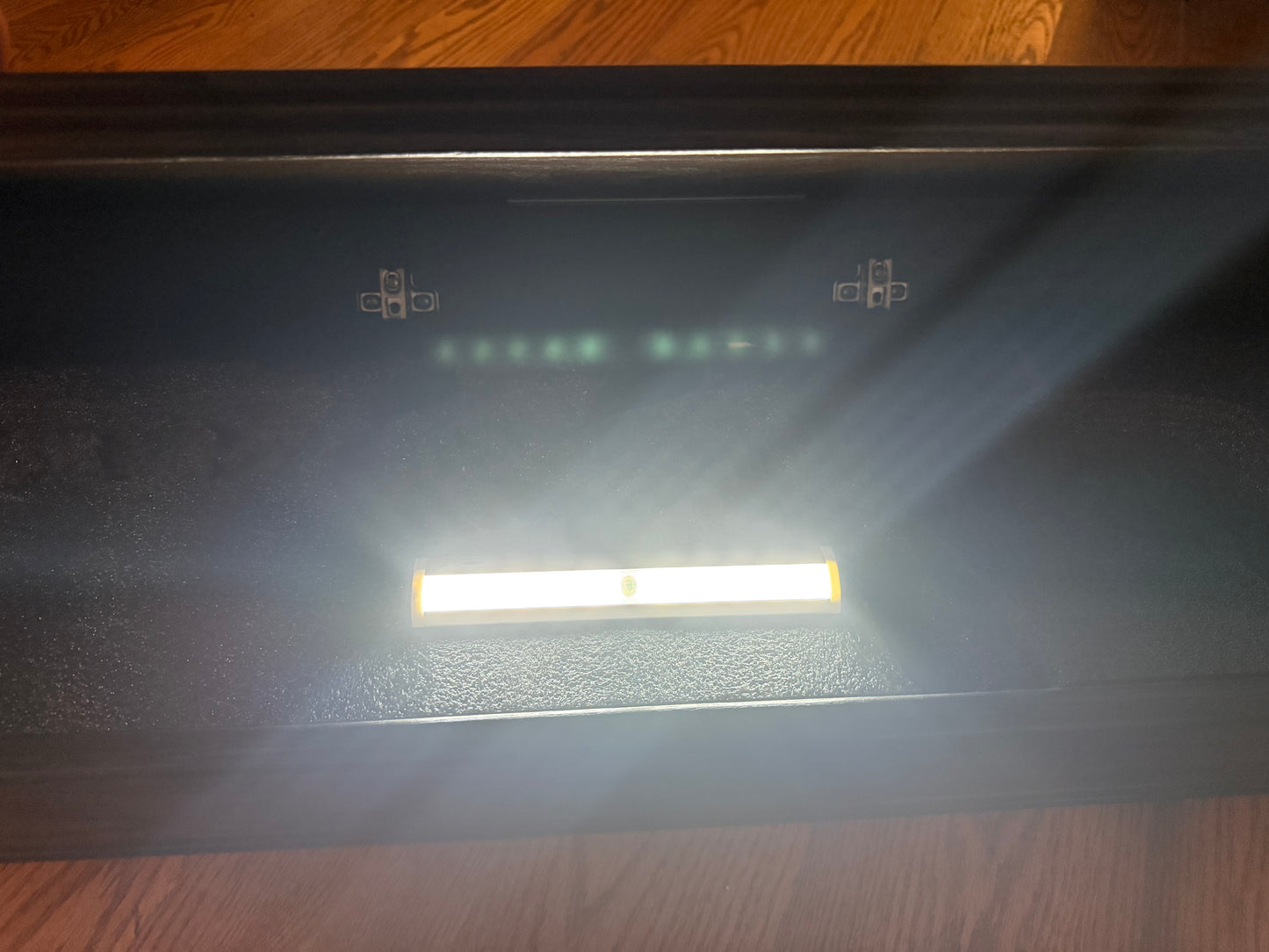 GUN CONCEALMENT SHELF